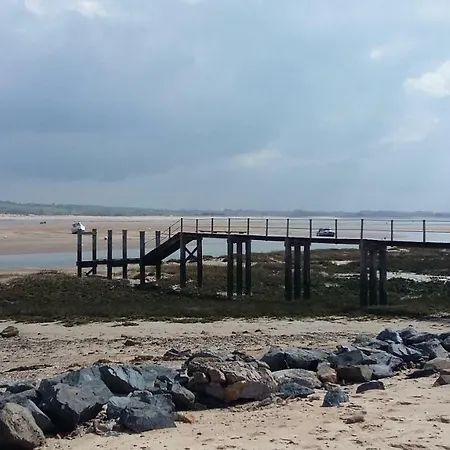 Gites De La Pointe D'agon *