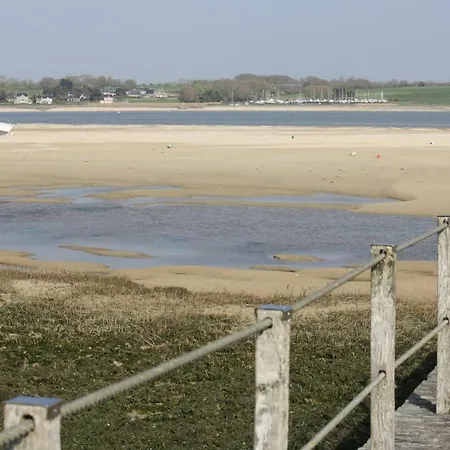 Gites De La Pointe D'agon * Агон-Кутенвиль